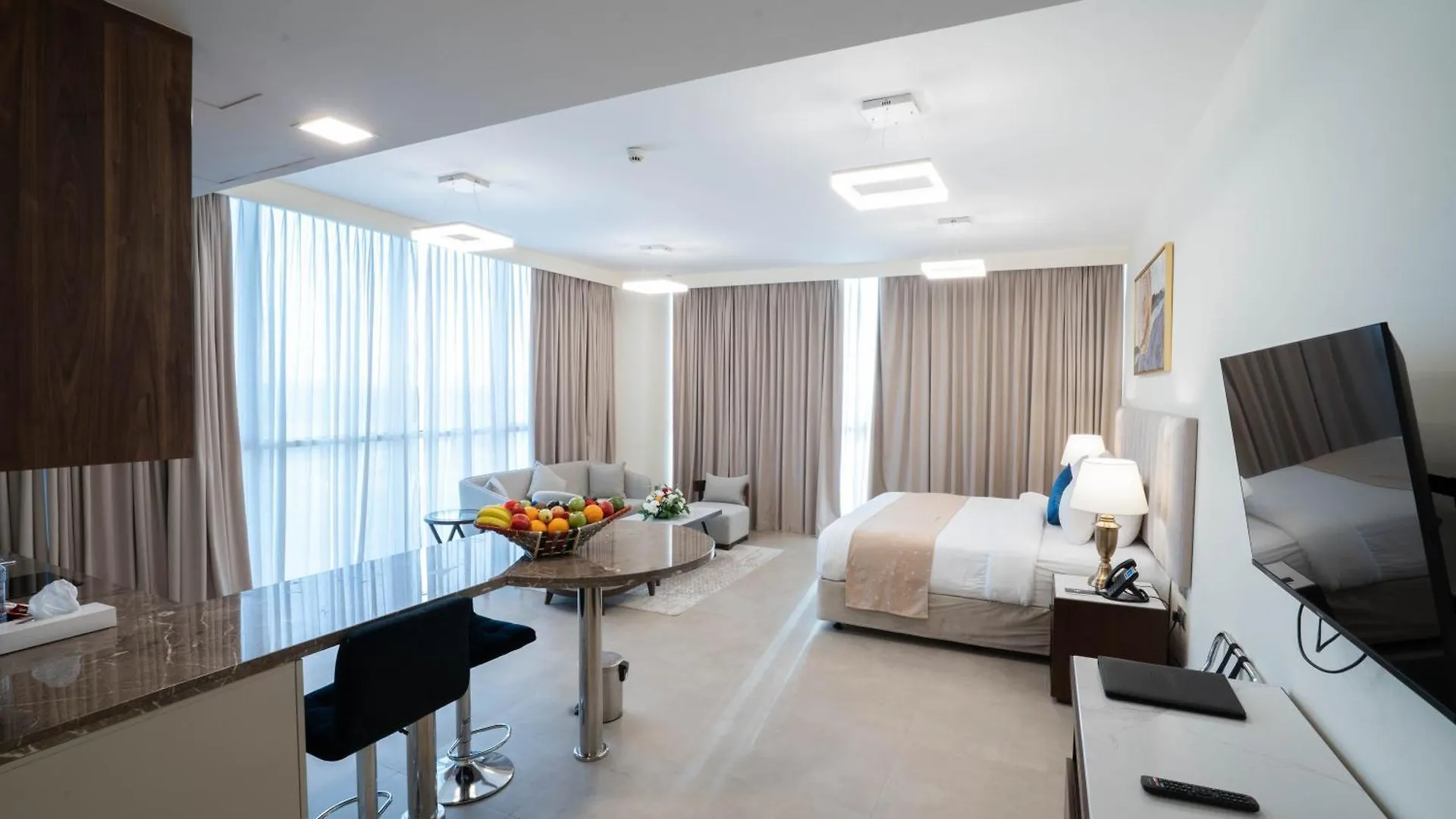 Saray Deluxe Hotel Apartments أبو ظبي