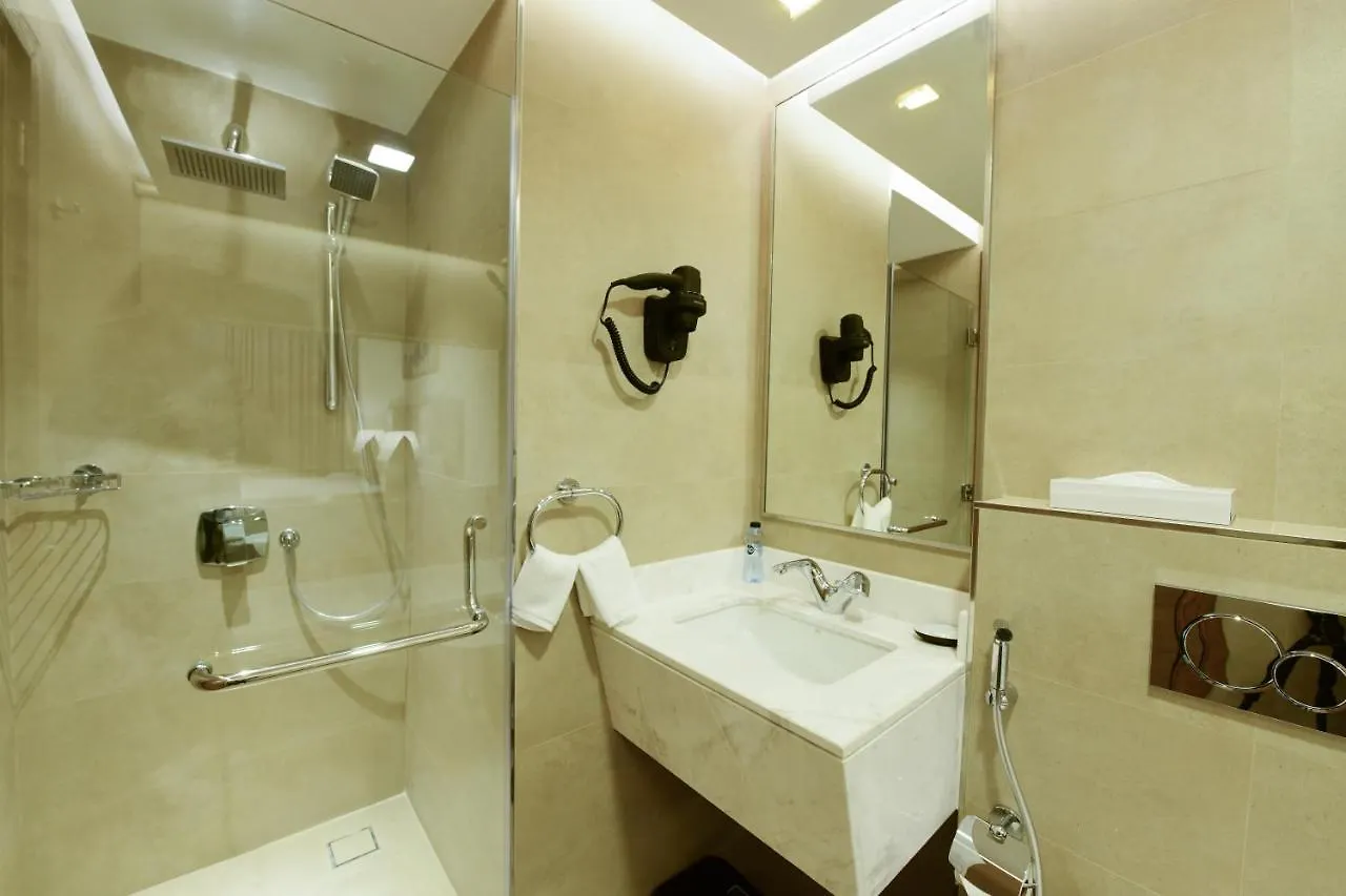 Saray Deluxe Hotel Apartments أبو ظبي