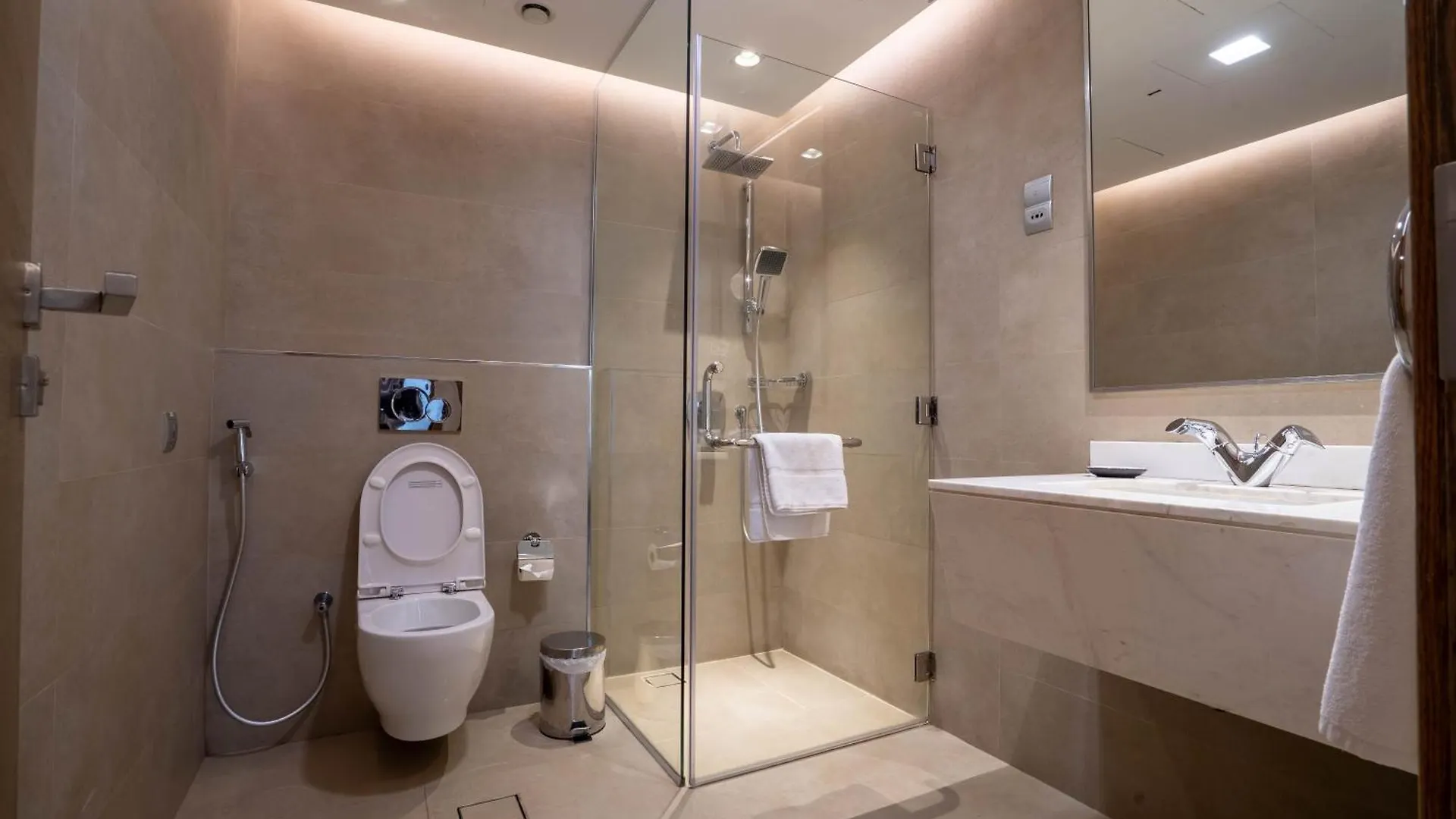 Saray Deluxe Hotel Apartments Abu Dhabi United Arab Emirates